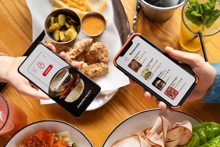 Top Food Delivery App Features to Deliver an Amazing User Experience in 2025